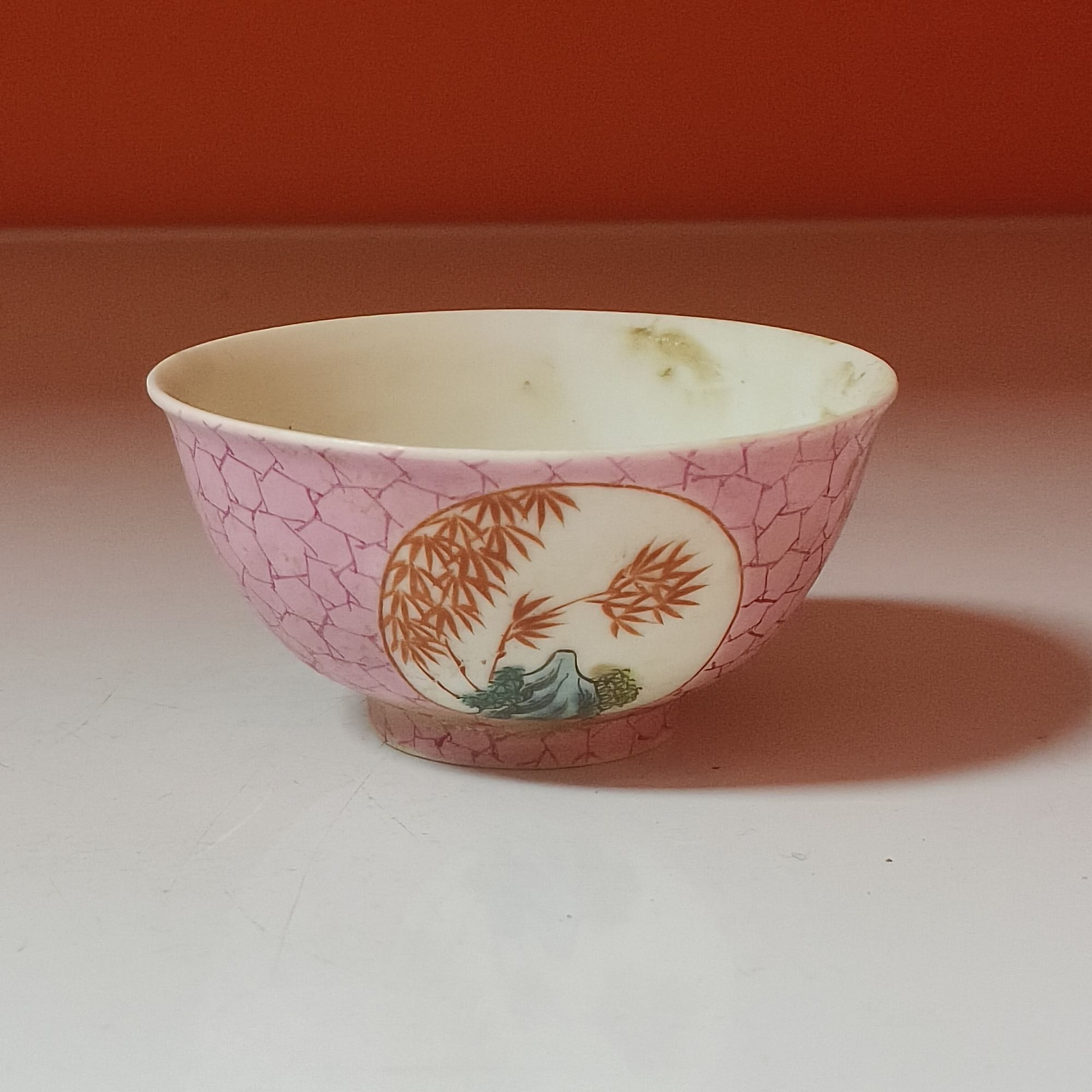 2074清同治 粉锦地开窗竹石图品茗杯