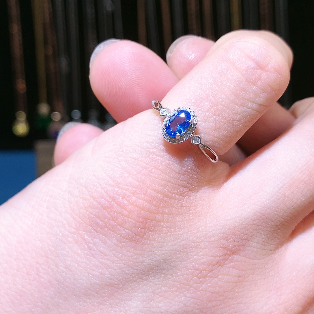 蓝宝石戒指银S925镶嵌