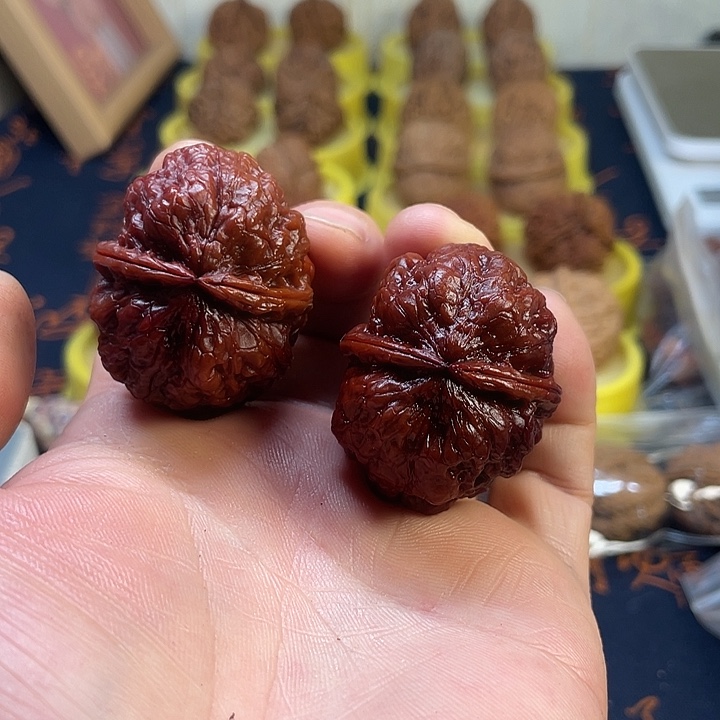 文玩核桃把件40七彩九五玄包41