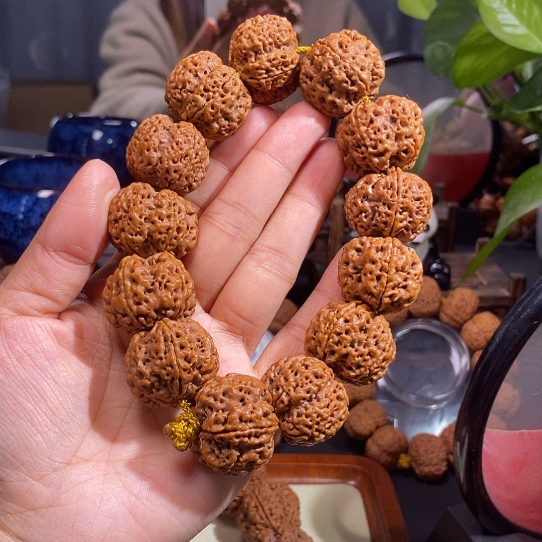 金刚菩提手串平头梅花27mm