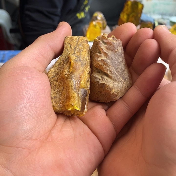 禾***子定制琥珀未镶嵌天然琥珀蜜蜡