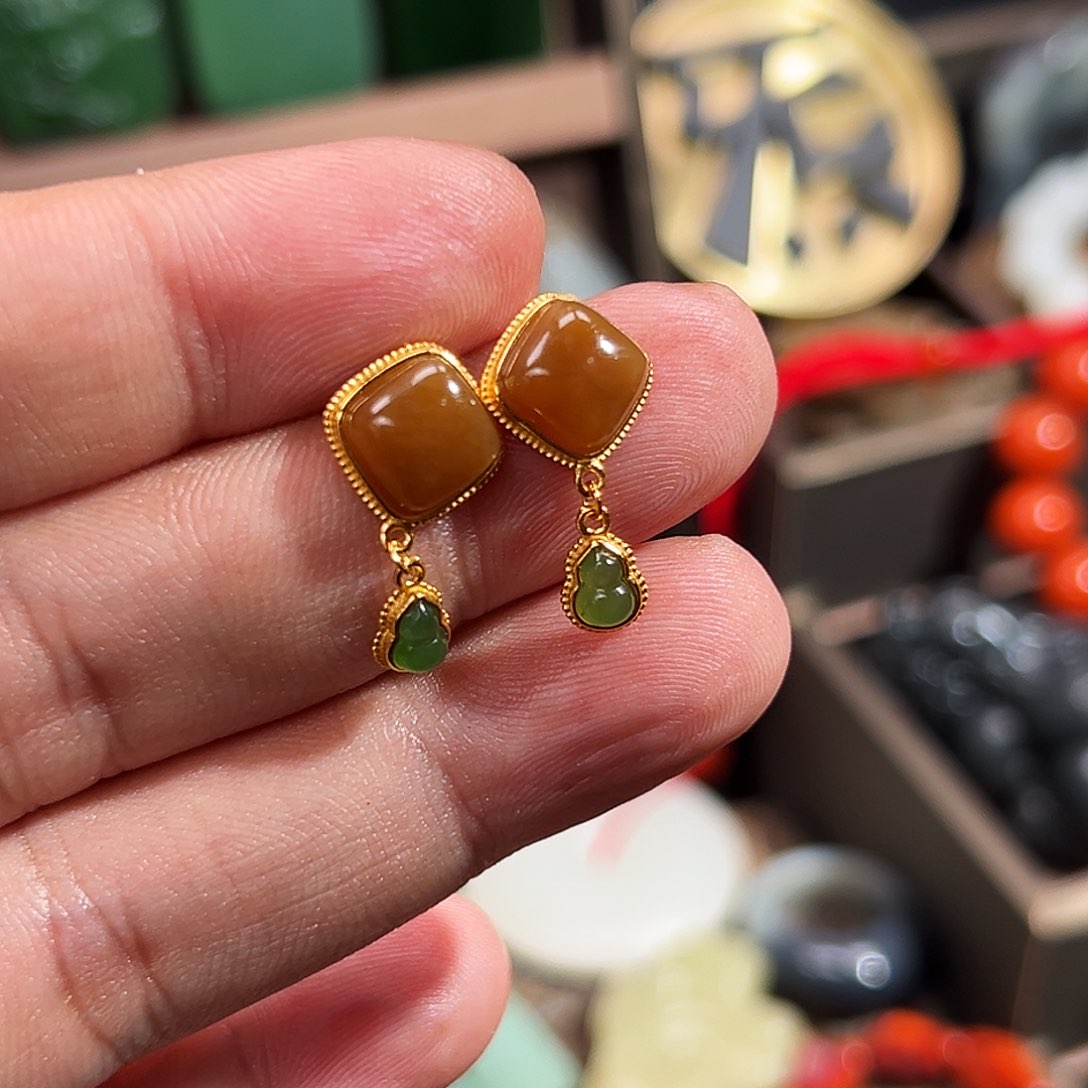 和田玉耳钉银S925镶嵌