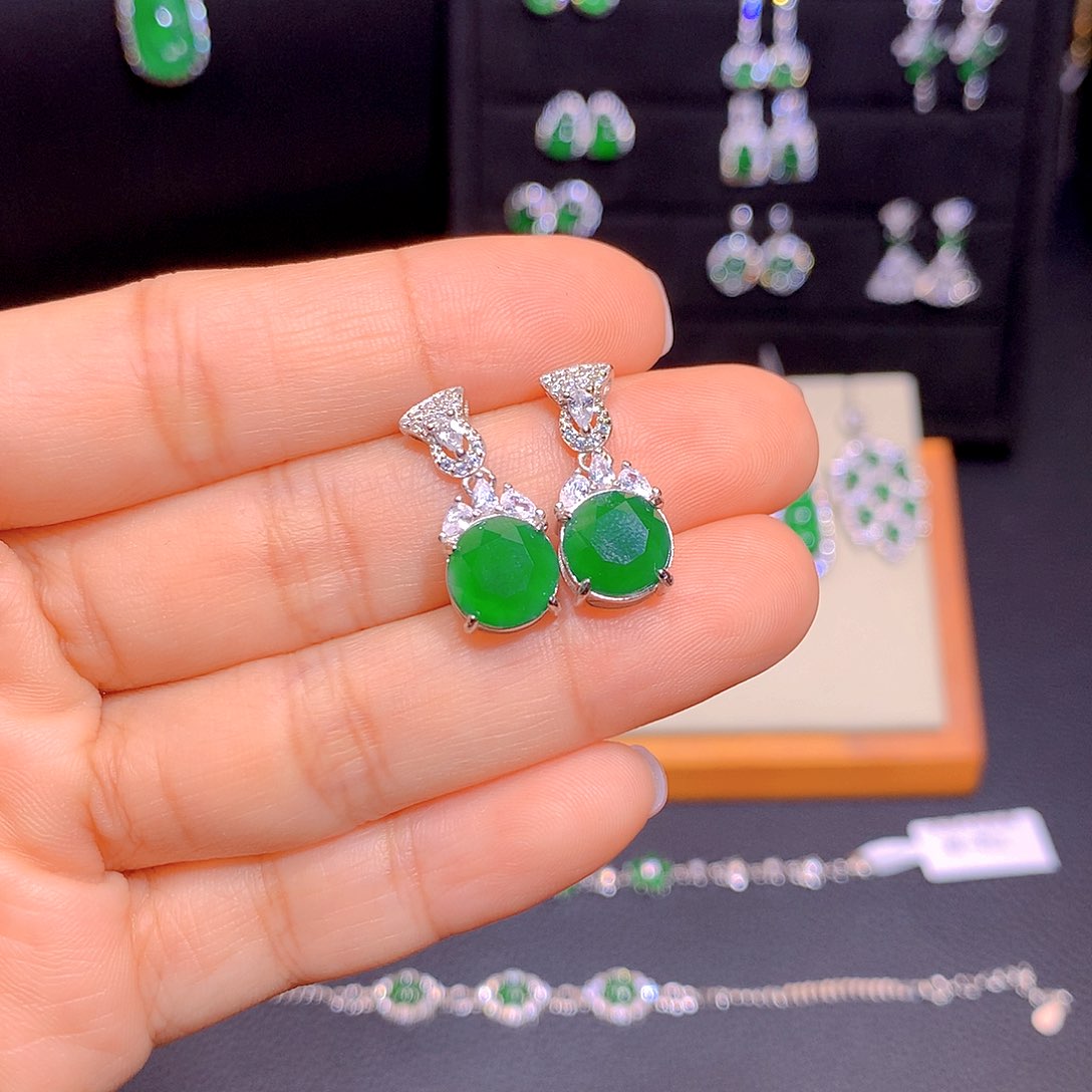翡翠银S925镶嵌耳饰多样性
