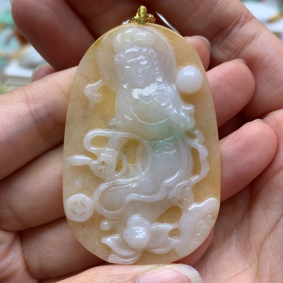翡翠未镶嵌颈饰翡翠