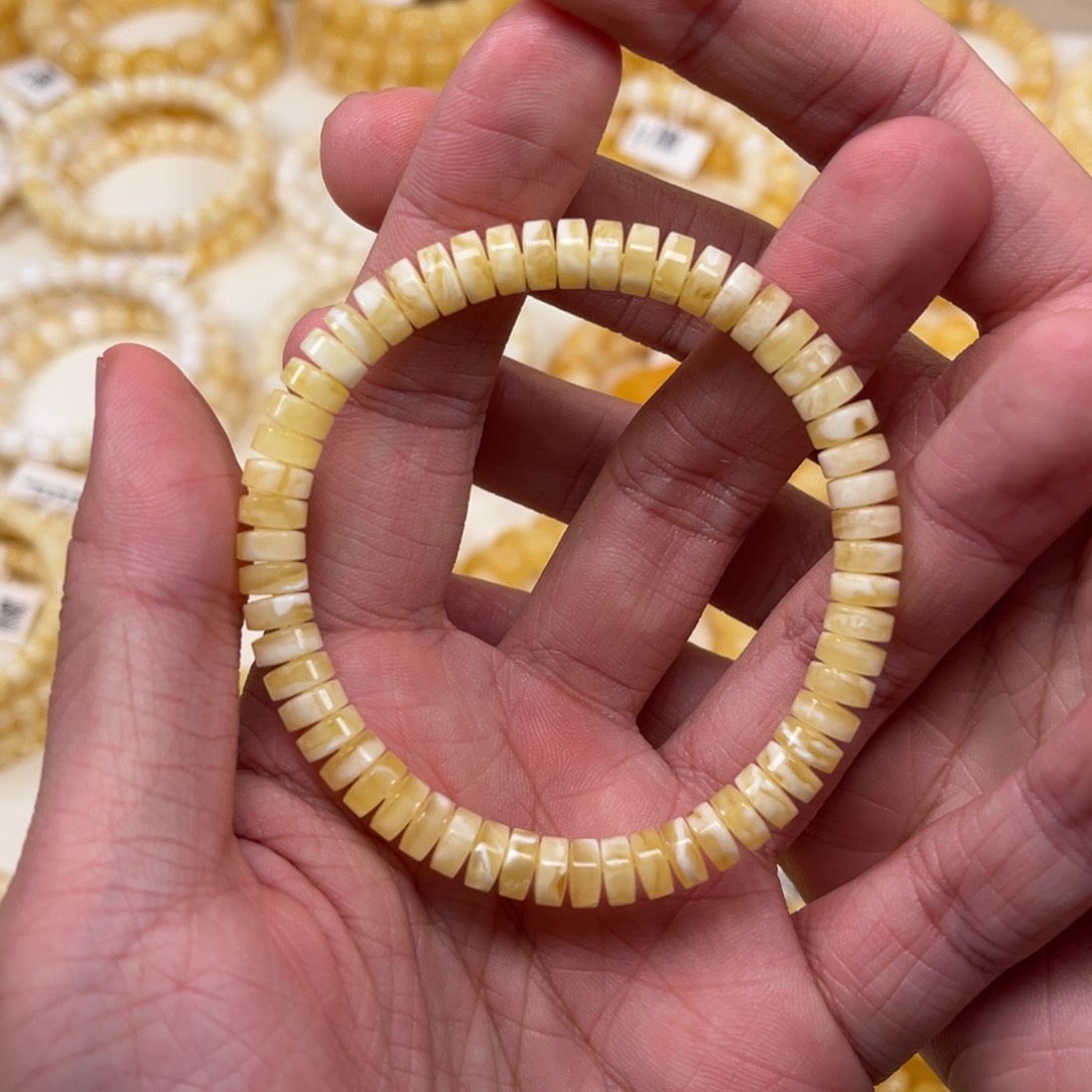蜜蜡手串未镶嵌忽*泡蜜蜡手串7