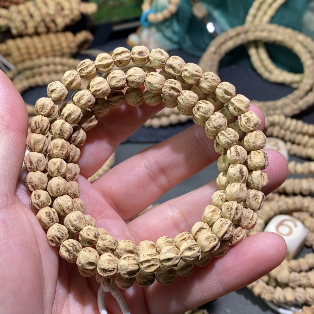 【闪购商品】柏香籽/百香籽吊坠I****o