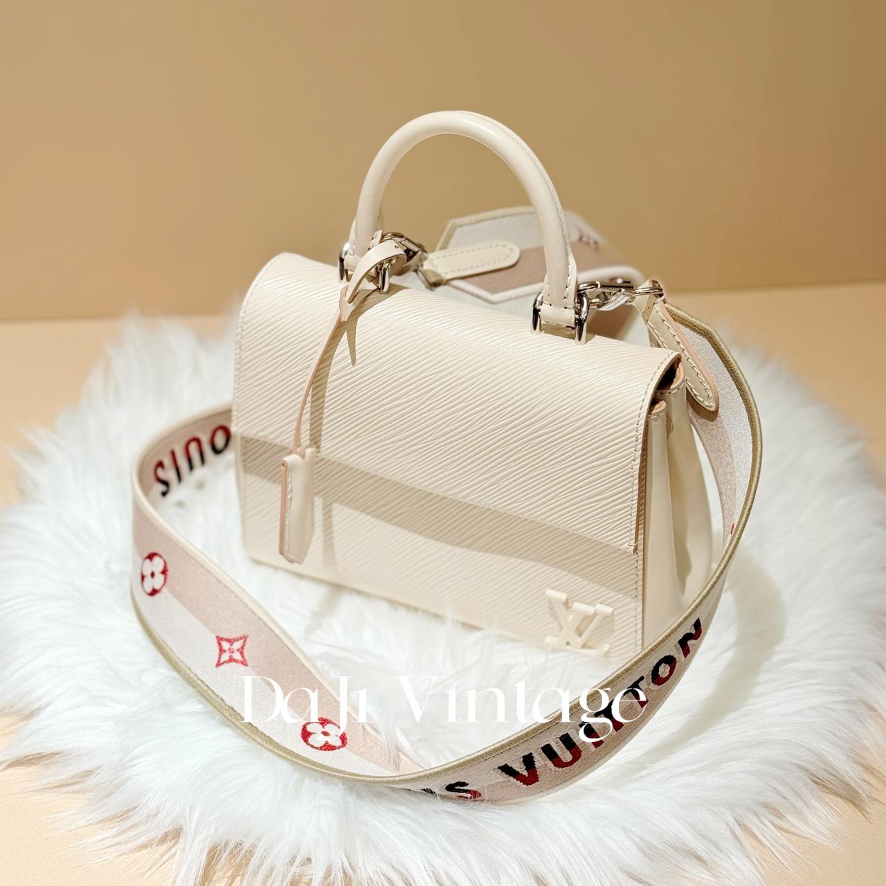 99新 LouisVuitton/路易威登 大吉中古/lv米色cluny迷你手
