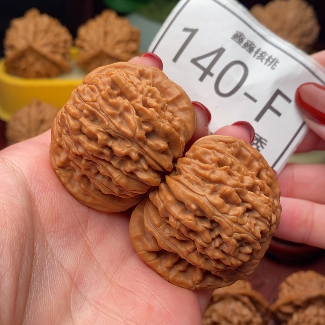 文玩核桃把件汉高楼43