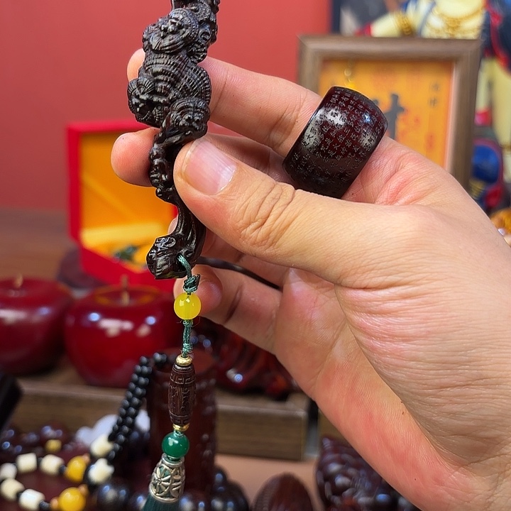 非洲紫檀（红花梨）林芝