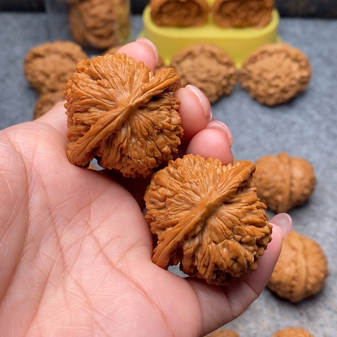 文玩核桃把件精品汉高楼42全品