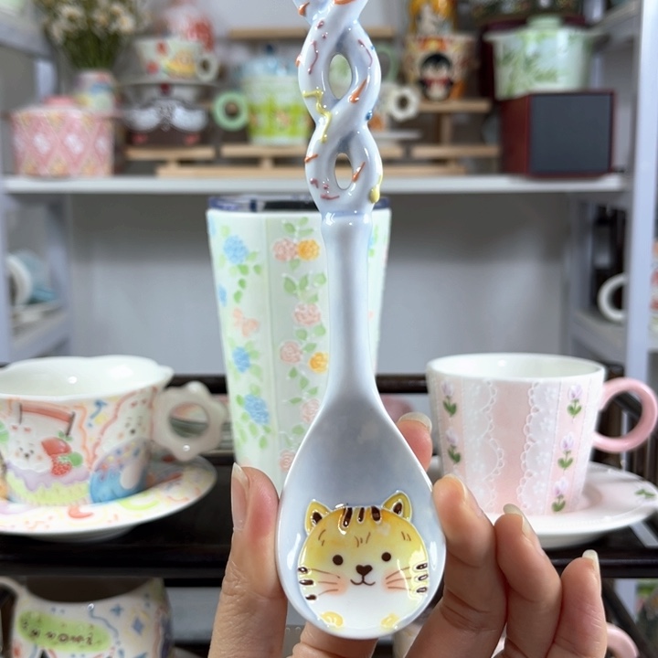 手绘高温釉下彩陶瓷