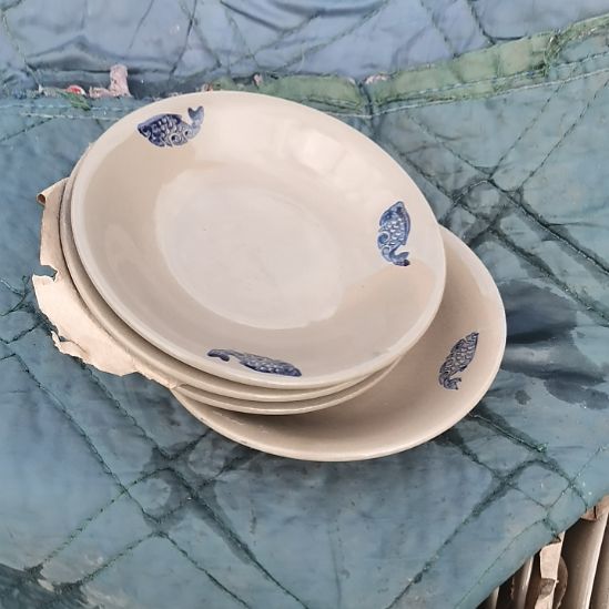 瓷器微瑕不退不换4个