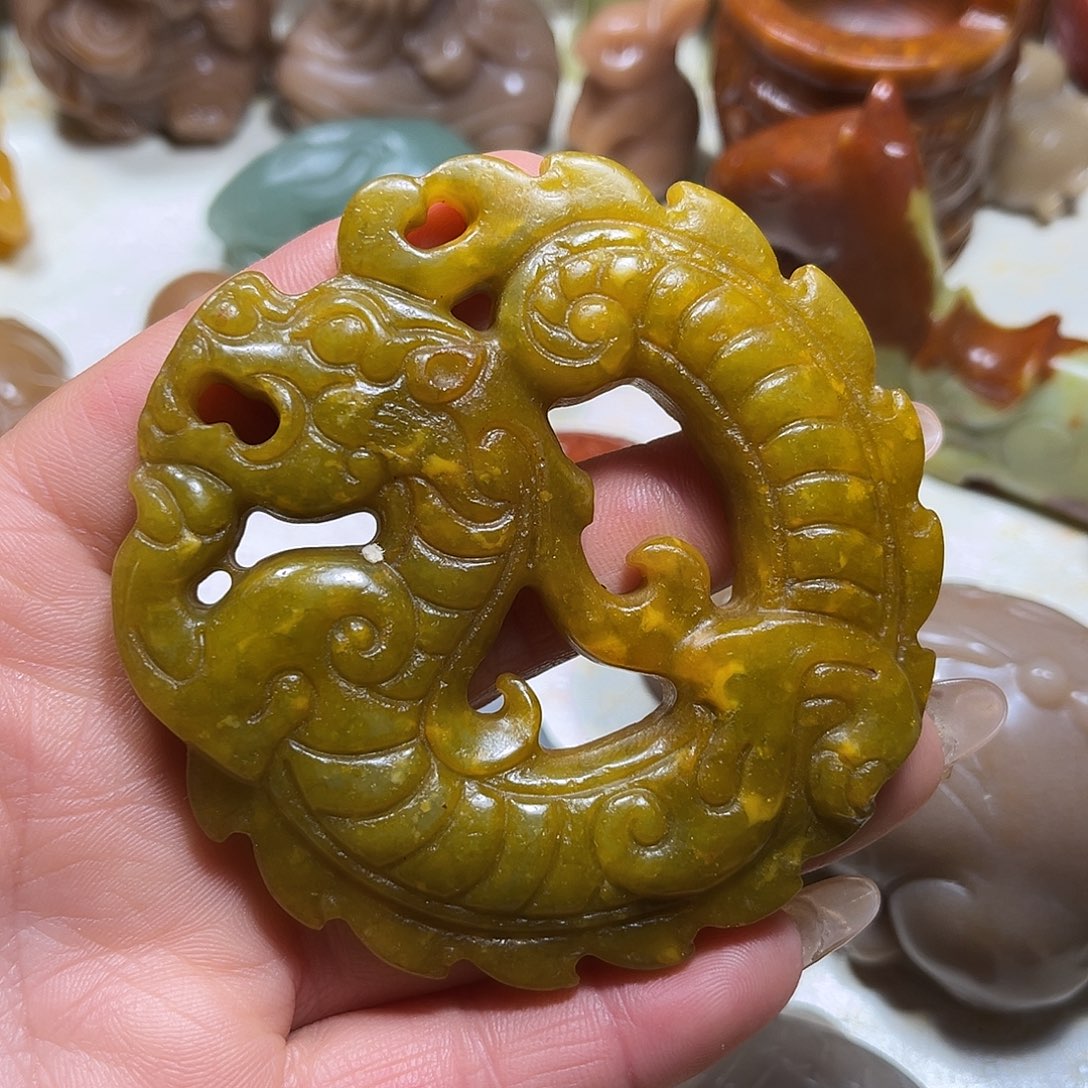 白玉菩提吊坠白玉菩提吊坠