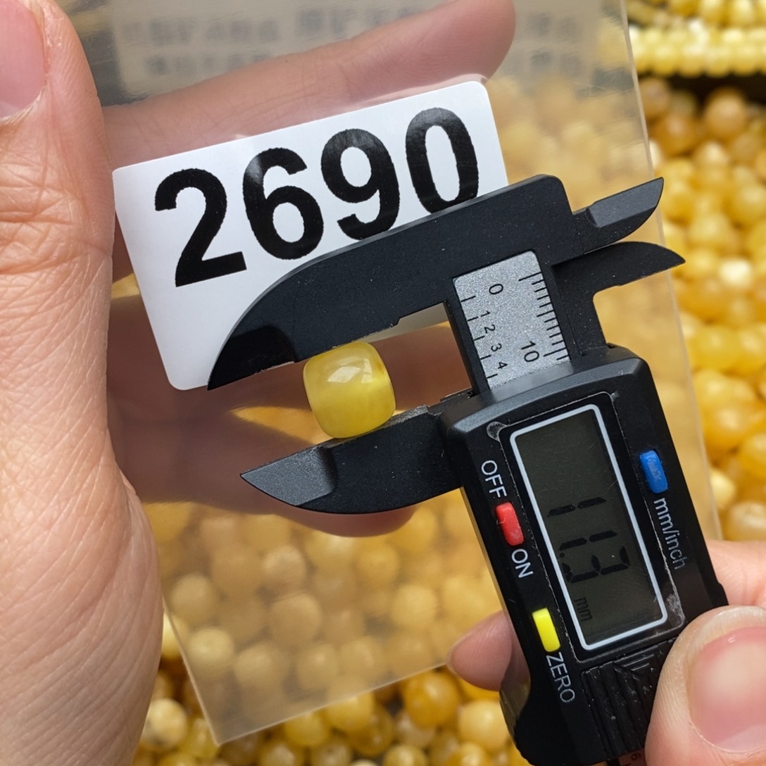 琥珀珠宝奇石未镶嵌