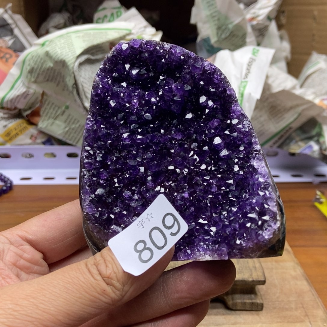 紫晶天然水晶摆件未镶嵌