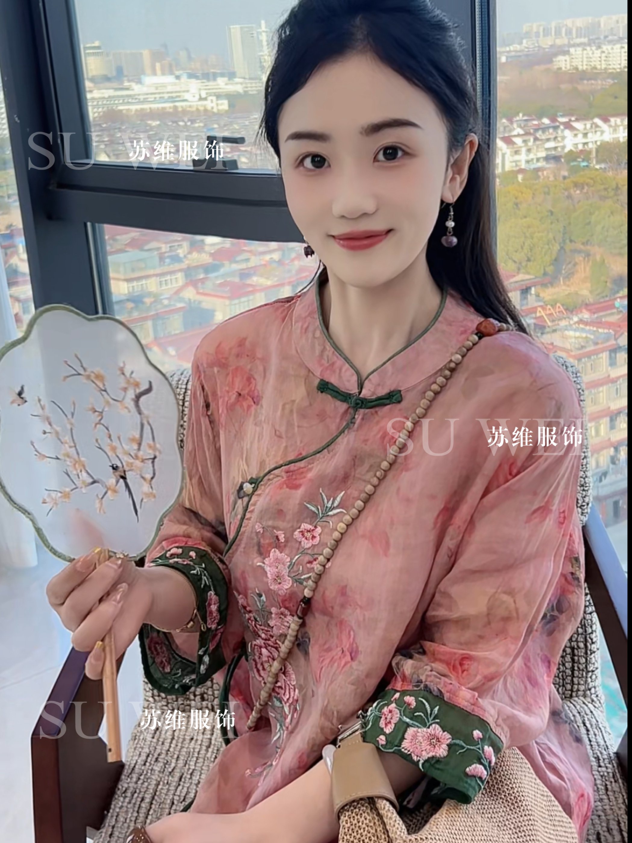 【维揽】1801新中式宽松苎麻刺绣小衫圆领碎花长袖上衣