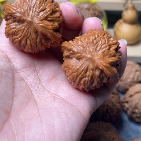 文玩核桃吊坠知**福磨盘42