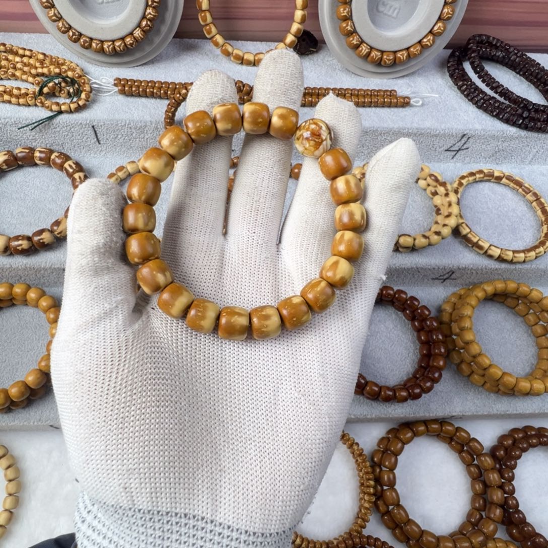 丁***丁手串紫金鼠实心紫金鼠冰淇凌奶盖