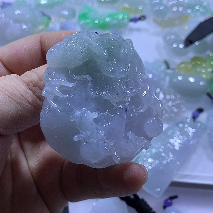 翡翠未镶嵌颈饰天然翡翠A货吊坠