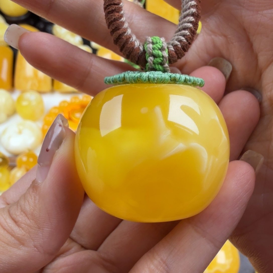 琥珀未镶嵌颈饰纯天然琥珀蜜蜡无优化