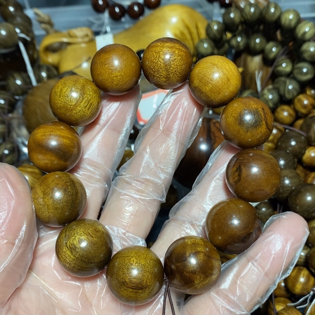 金丝楠木雕工艺品20