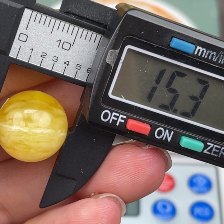 琥珀裸石未镶嵌蜜蜡533