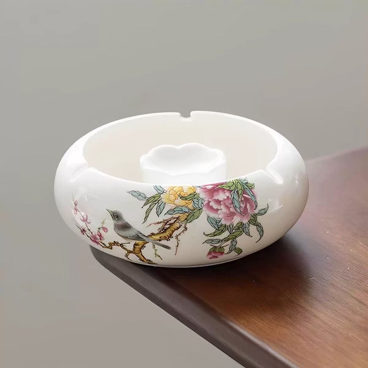 B099-喜上眉梢烟灰缸