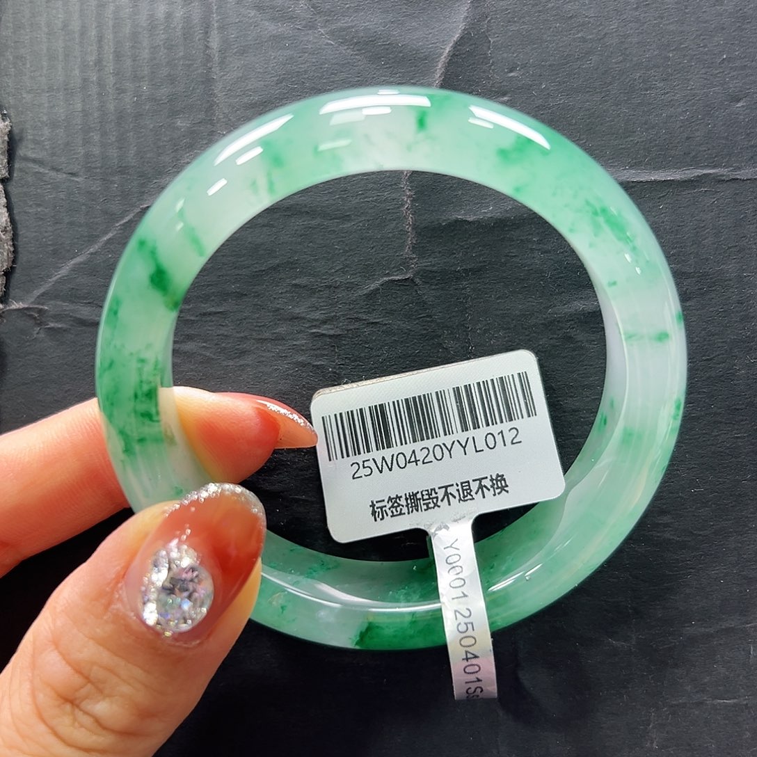 紫****石英质玉（非洲翠）手镯未镶嵌➕艳艳52.6