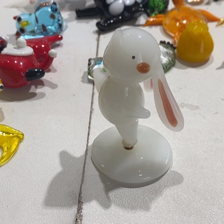 琉璃手工艺品山**梨琉璃