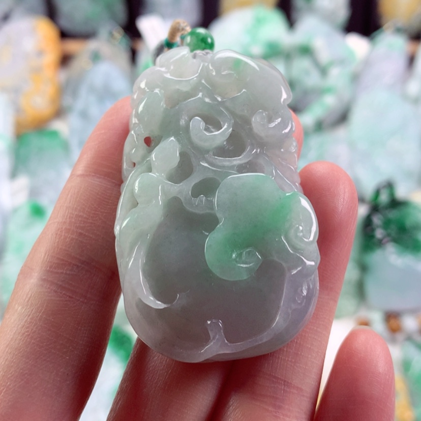 【闪购商品】翡翠吊坠(不含链)未镶嵌
