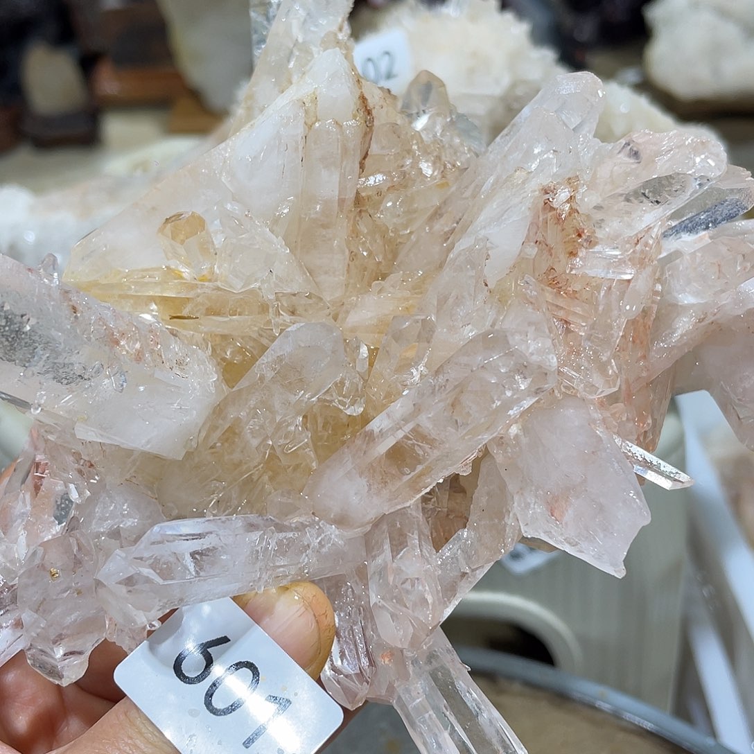 水晶摆件…..未镶嵌