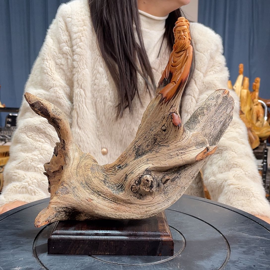 柏木（崖柏）随型艺术根雕