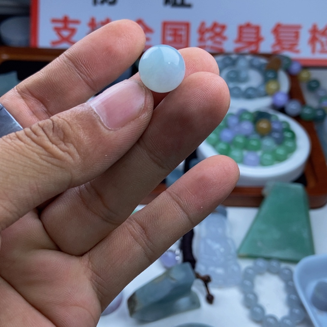 未镶嵌翡翠耳饰定制