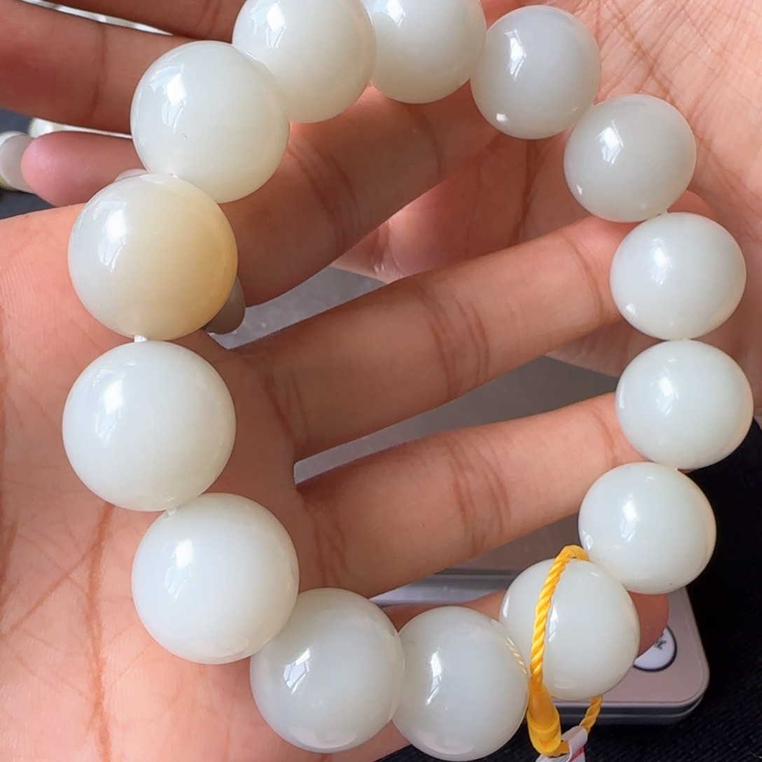 和田玉手链未镶嵌迪克兰