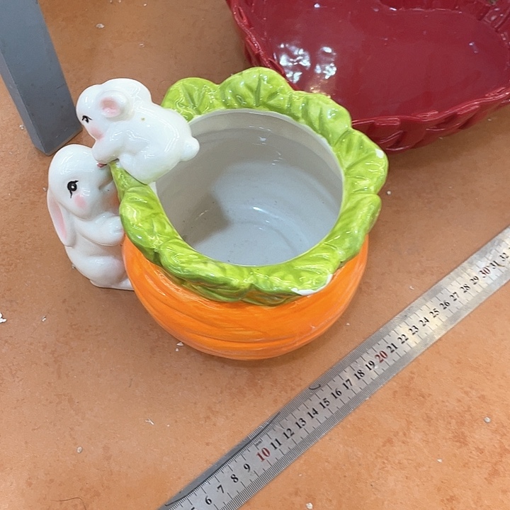 陶瓷微瑕介意慎拍掉漆