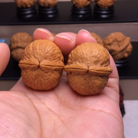 文玩核桃把件香炉元宝16