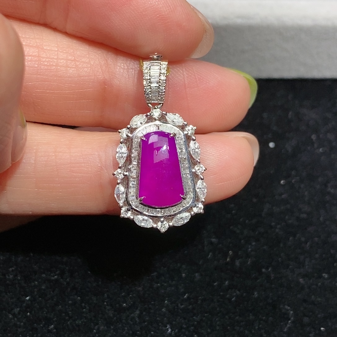 苏纪石（舒俱来）18K金镶嵌吊坠(不含链)