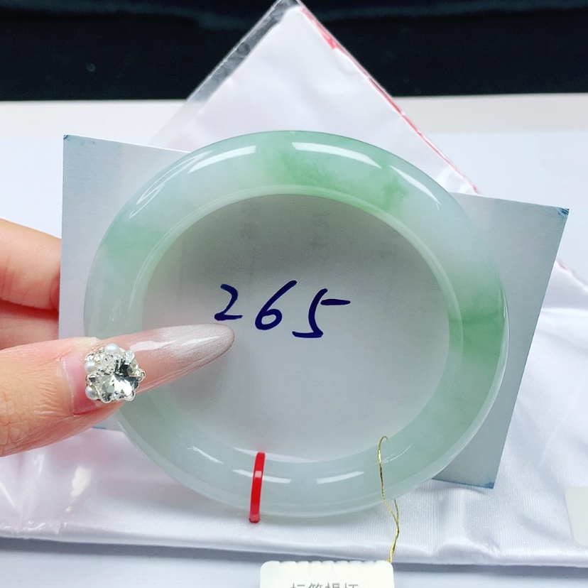 【闪购商品】翡翠未镶嵌手镯56.8圈