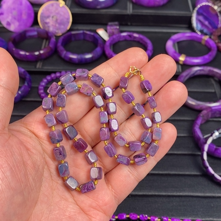 苏纪石（舒俱来）项链18K金镶嵌