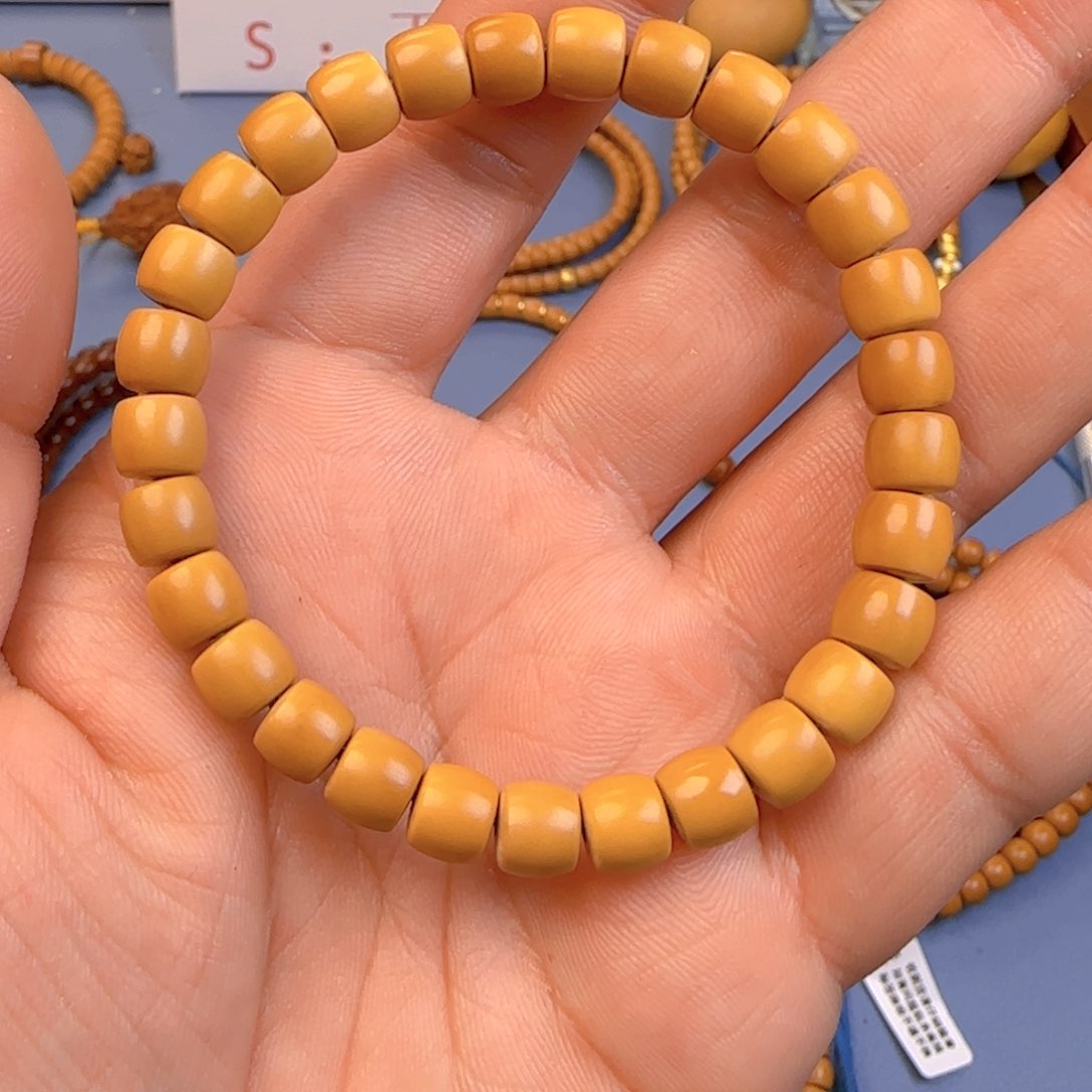 橄榄核手串核尖直切尺寸7.7ss