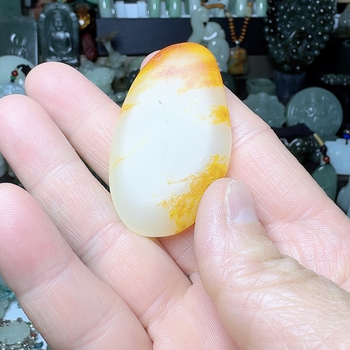 和田玉（糖玉）颈饰未镶嵌