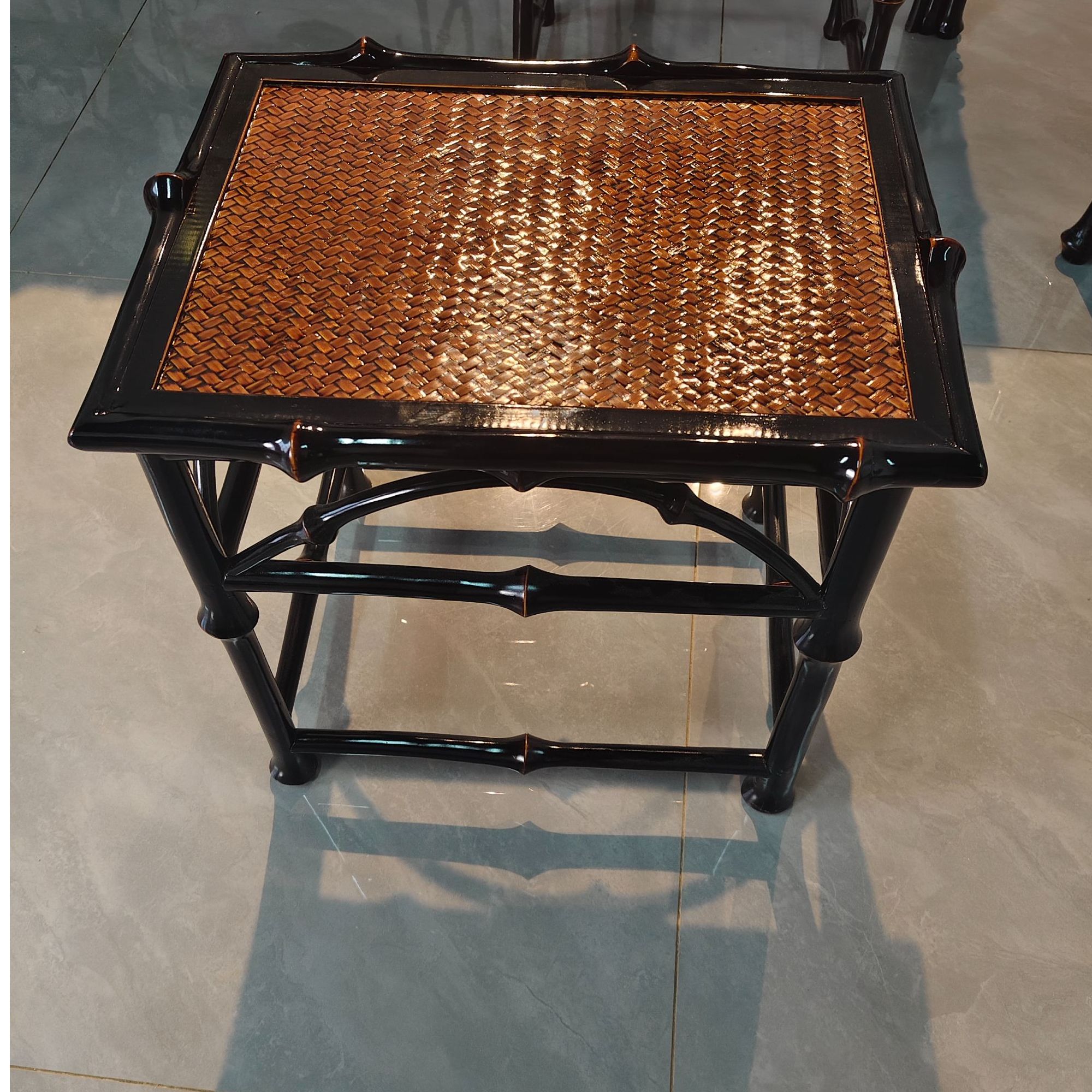 筇竹长方形凳子原木色 