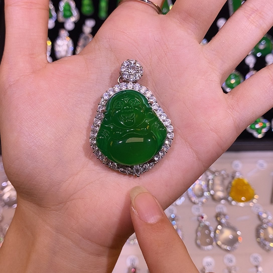 玛瑙/玉髓颈饰合金