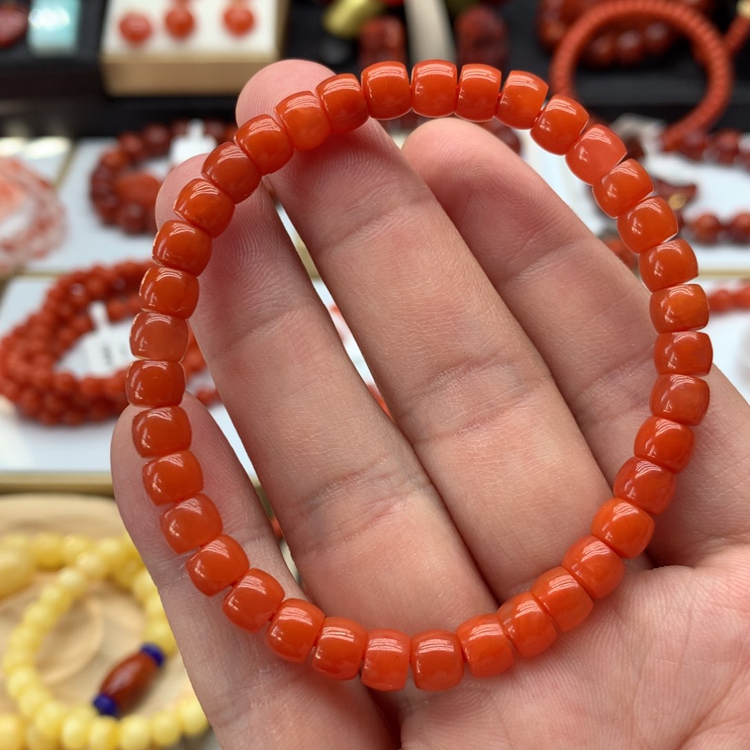 南红玛瑙手链未镶嵌