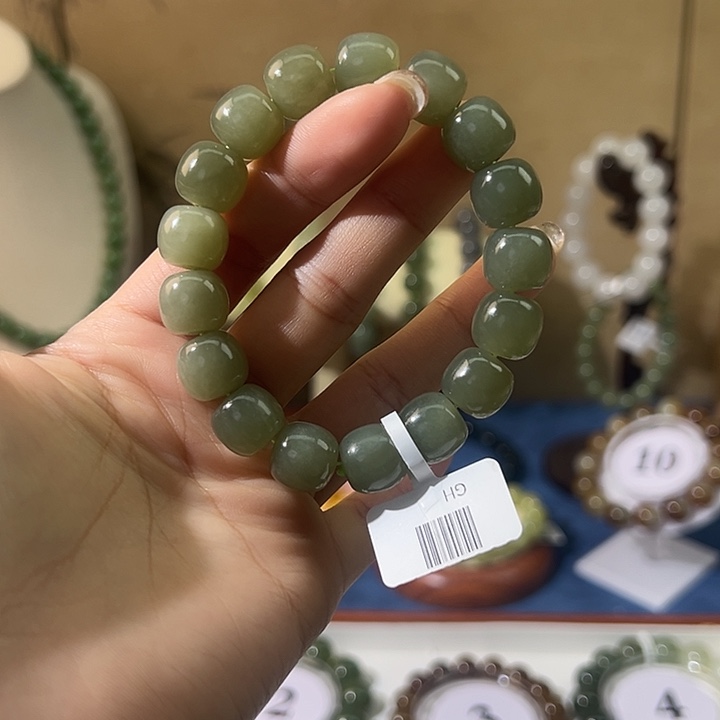 和田玉未镶嵌手串