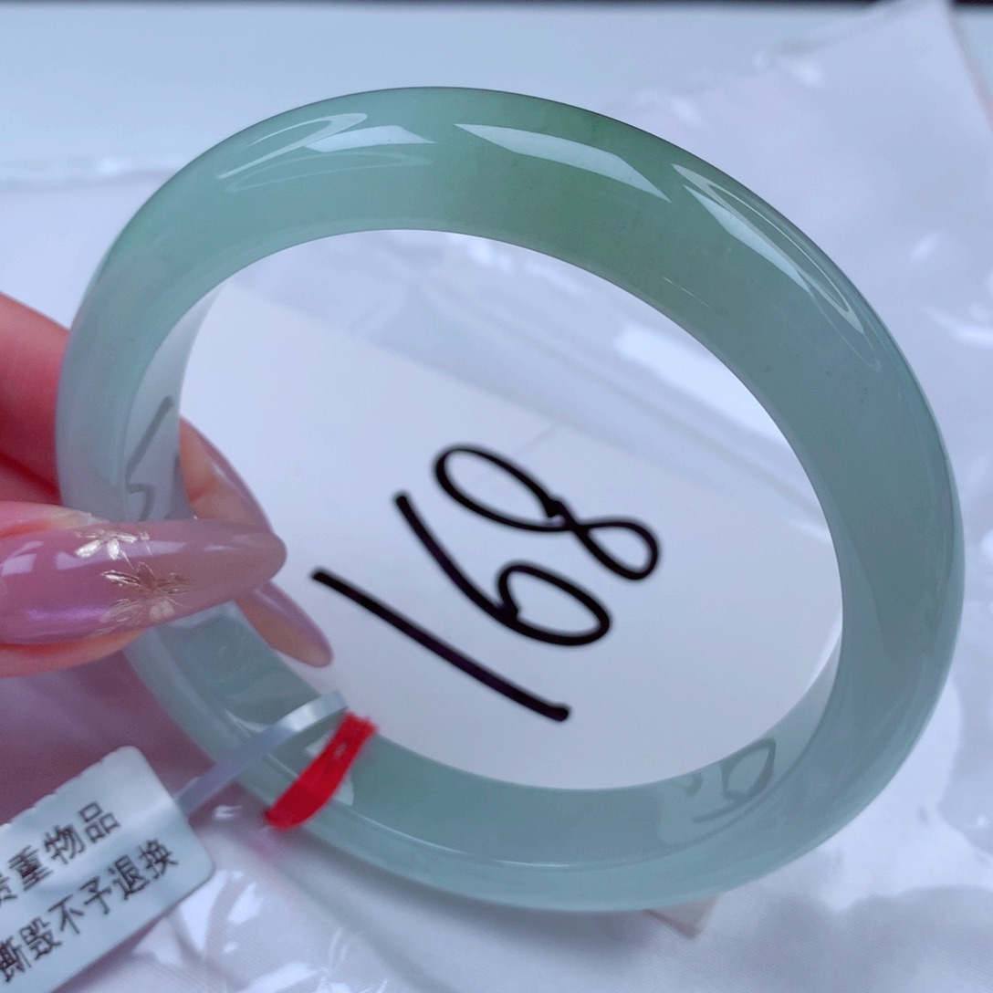 翡翠手镯未镶嵌翡翠6162