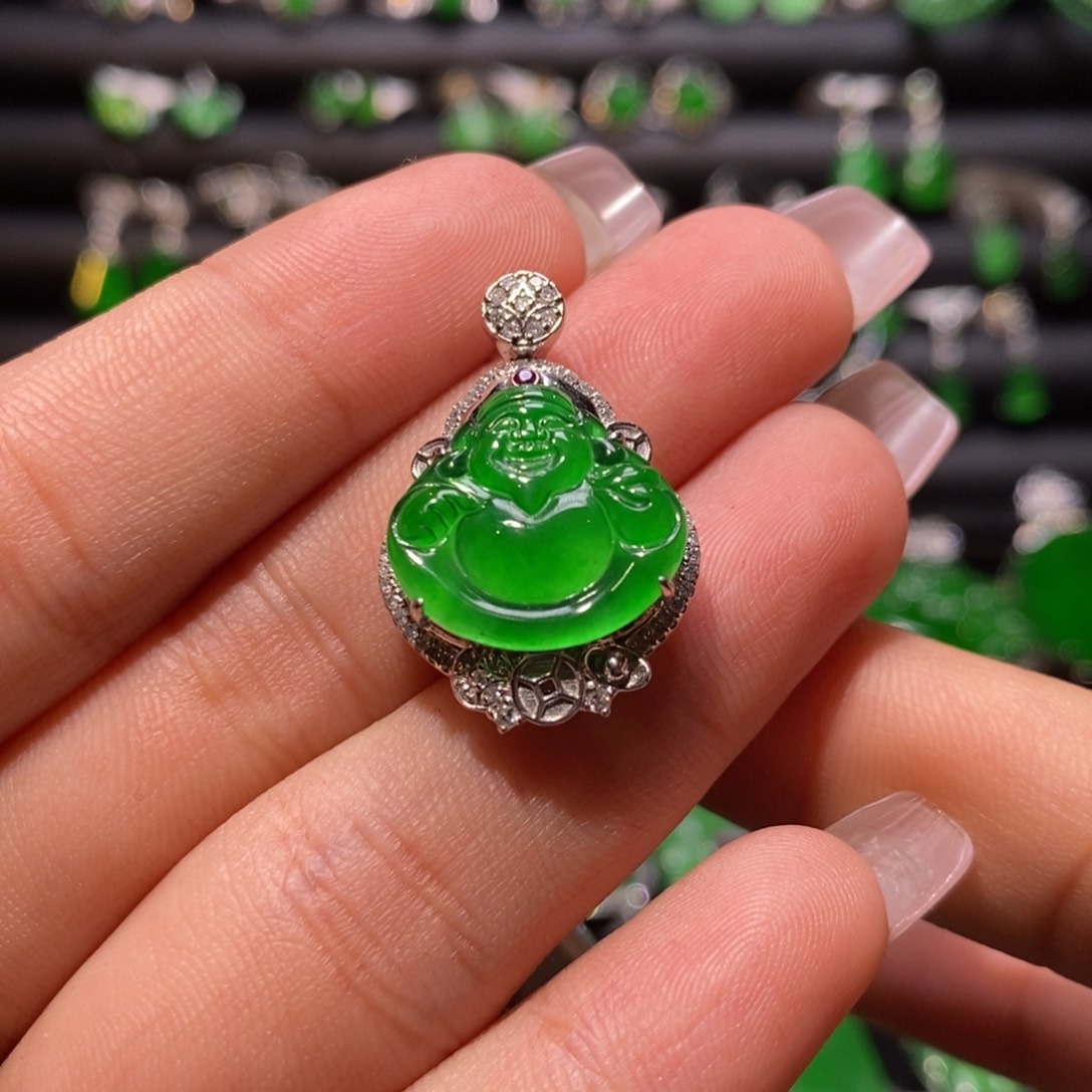 翡翠颈饰18K金镶嵌天然翡翠