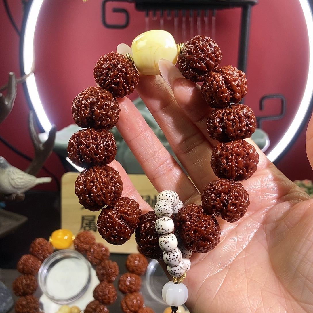 金刚菩提吊坠522。            