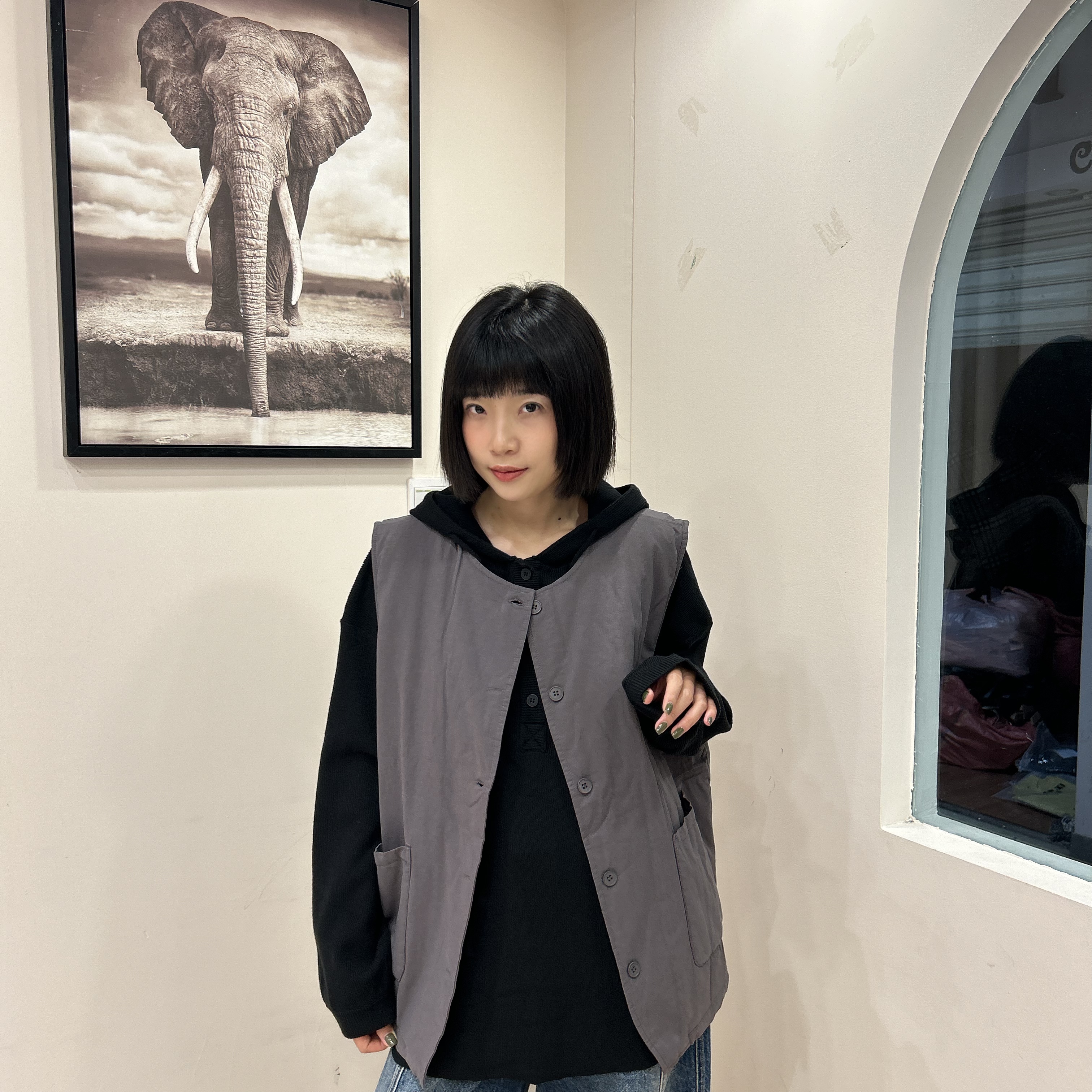 遇见秋冬新款黑灰两色圆领阔型纸皮棉服马甲百搭