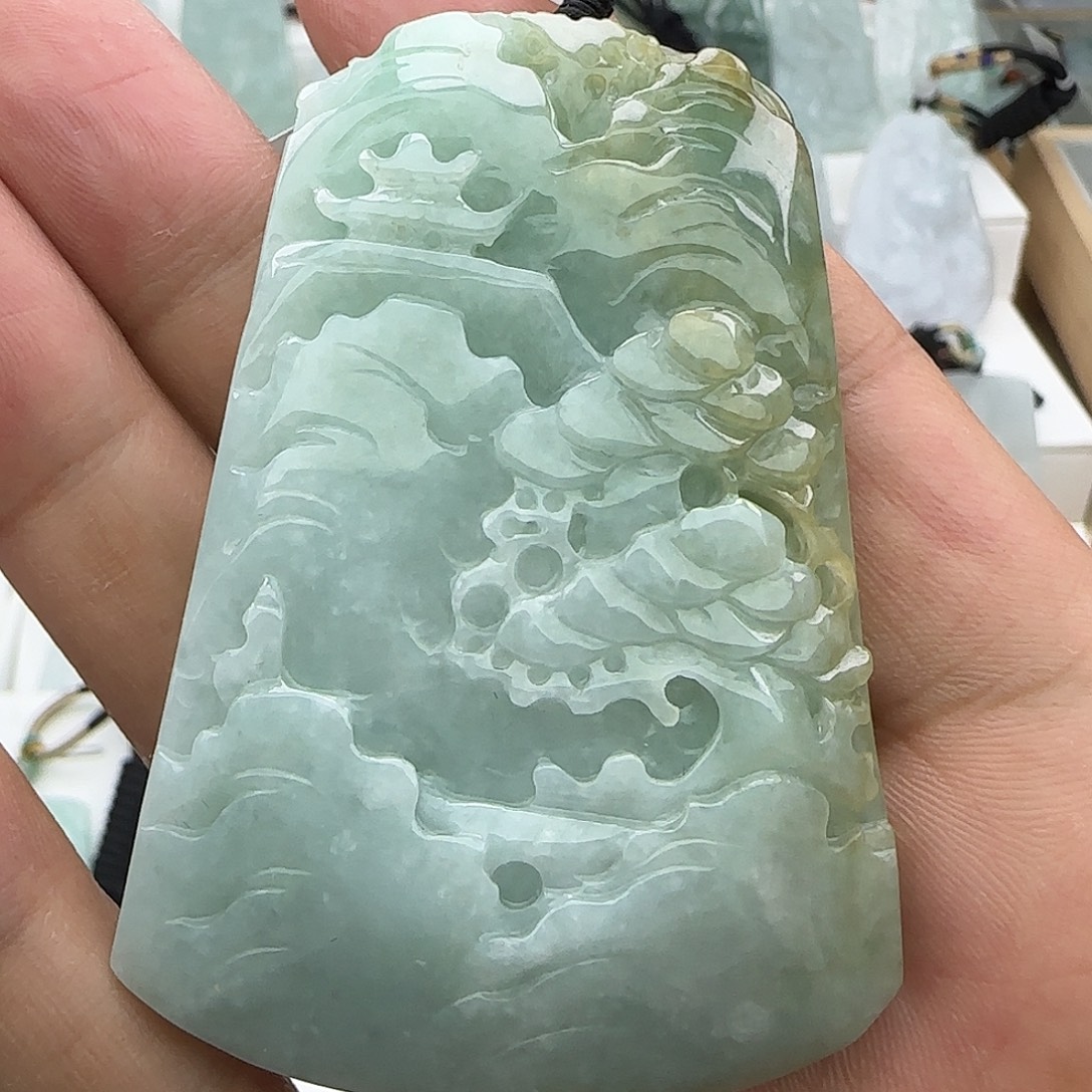 翡翠未镶嵌颈饰翡翠